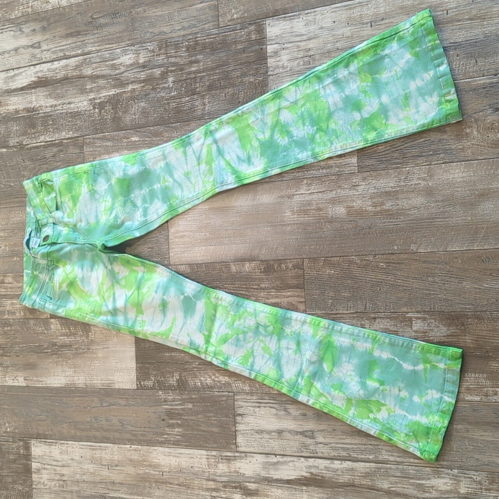 RANCH DRESS'N Fallon Taylor bright green tie dye bootcut jeans sz 0 24x34.5L EUC